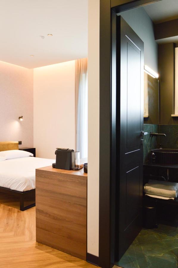 Adriatic Luxury Suites Пескара Экстерьер фото